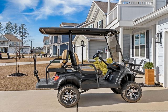 711 Yellow Leaf Lane, Summerville, SC 29486