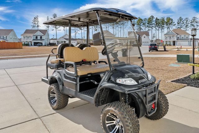 711 Yellow Leaf Lane, Summerville, SC 29486