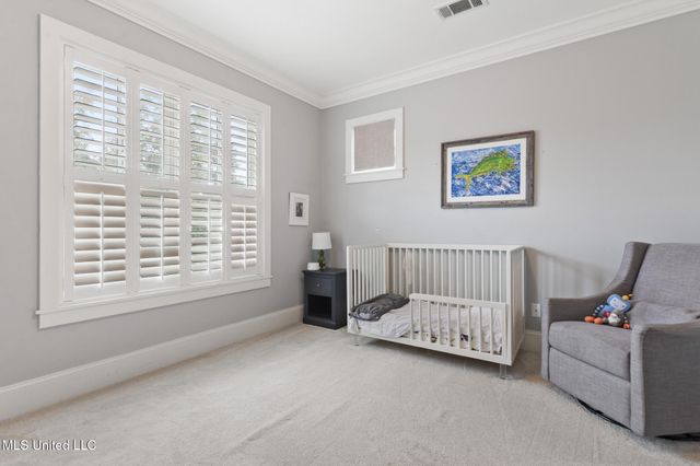 4 Mulberry Place, Ocean Springs, MS 39564