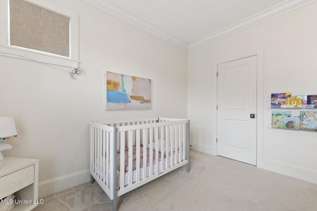 4 Mulberry Place, Ocean Springs, MS 39564