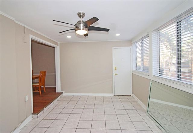 38 La Rue NW Place, Atlanta, GA 30327