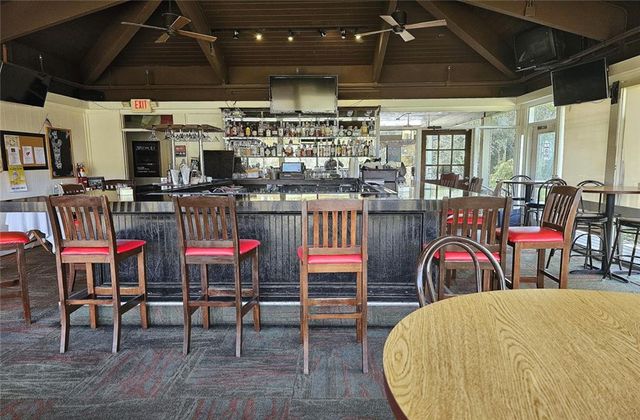 38 La Rue NW Place, Atlanta, GA 30327