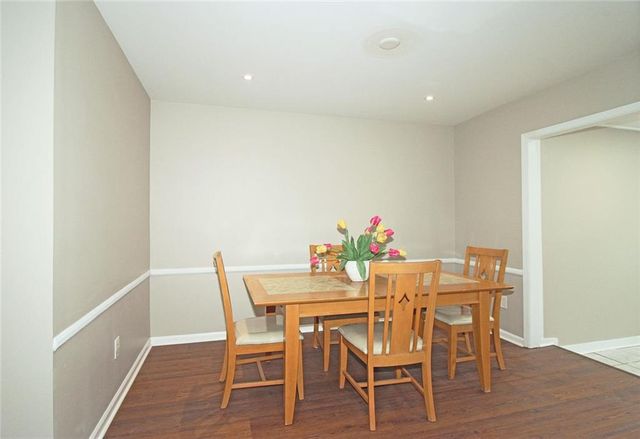 38 La Rue NW Place, Atlanta, GA 30327