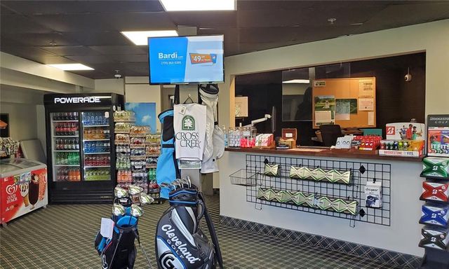 38 La Rue NW Place, Atlanta, GA 30327