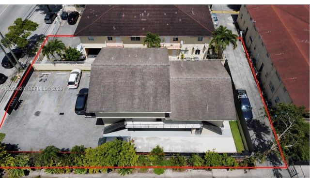 2504 NW 14th Street, Miami, FL 33125