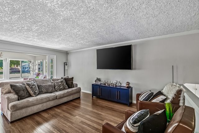 3530 E Harbor Drive, Bettendorf, IA 52722