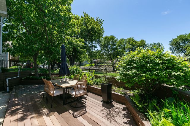 3530 E Harbor Drive, Bettendorf, IA 52722