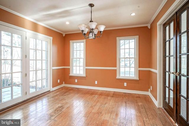 32 ALBERTUS DR, Williamstown, NJ 08094