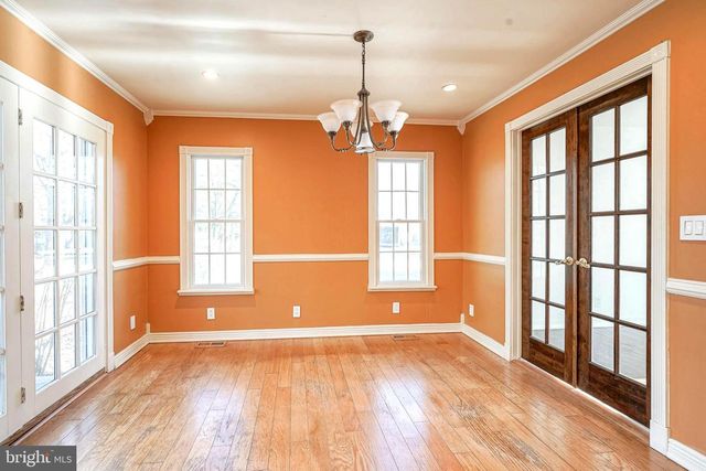 32 ALBERTUS DR, Williamstown, NJ 08094