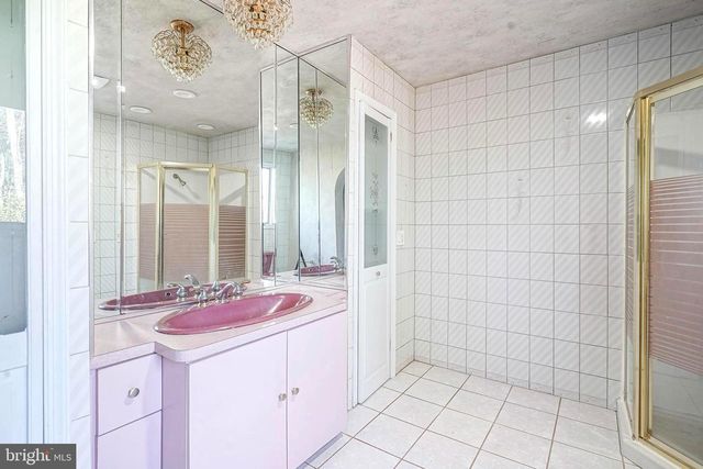 32 ALBERTUS DR, Williamstown, NJ 08094