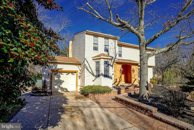 32 ALBERTUS DR, Williamstown, NJ 08094