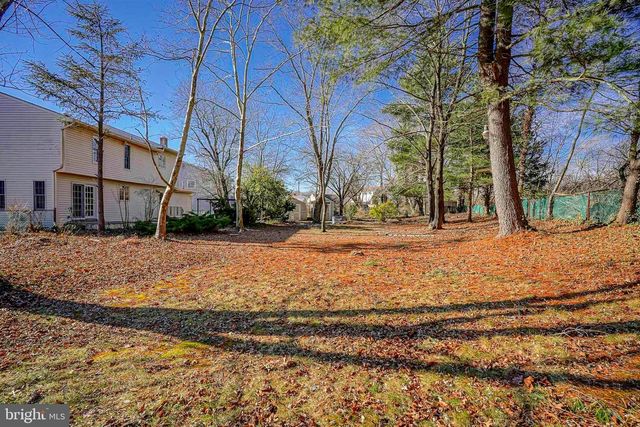 32 ALBERTUS DR, Williamstown, NJ 08094