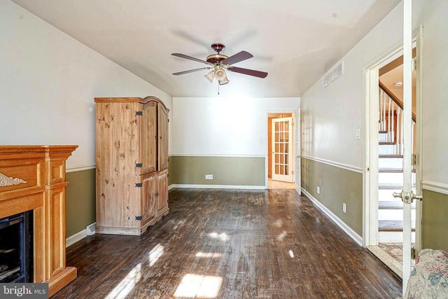 32 ALBERTUS DR, Williamstown, NJ 08094