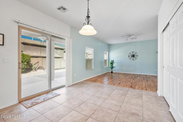 444 W Calle Sombra Linda, Sahuarita, AZ 85629