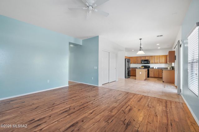 444 W Calle Sombra Linda, Sahuarita, AZ 85629