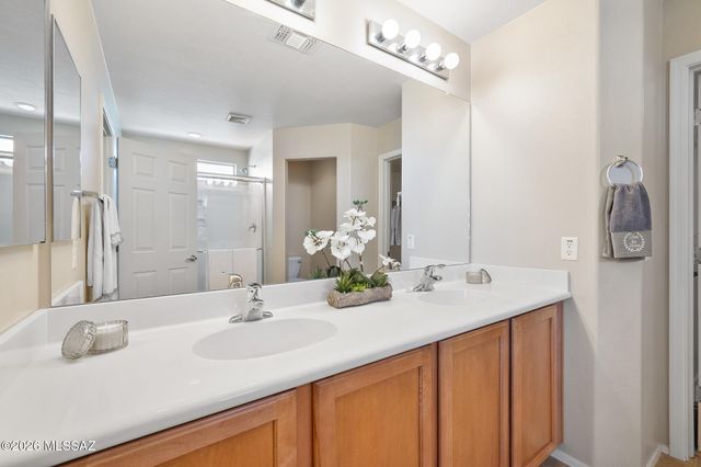 444 W Calle Sombra Linda, Sahuarita, AZ 85629