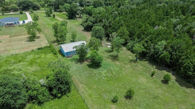 3853 College Street, Sealy, TX 77474