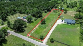 3853 College Street, Sealy, TX 77474