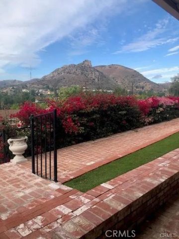 7101 Scarborough Peak, West Hills, CA 91307