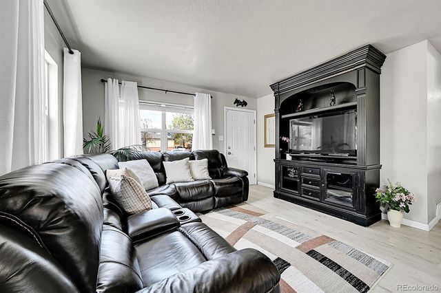 2850 Roosevelt, Thornton, CO 80229