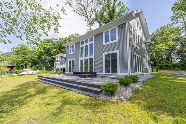 673 Seneca Road, Irondequoit, NY 14622