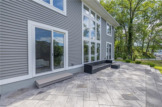 673 Seneca Road, Irondequoit, NY 14622