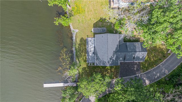 673 Seneca Road, Irondequoit, NY 14622