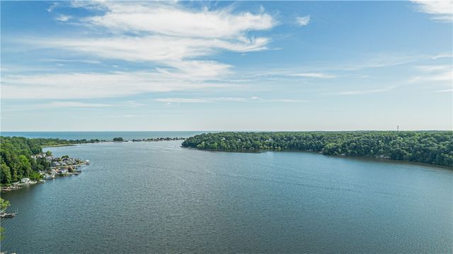 673 Seneca Road, Irondequoit, NY 14622