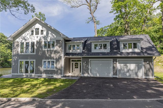 673 Seneca Road, Irondequoit, NY 14622
