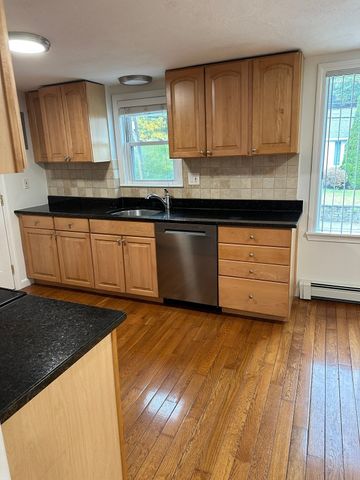251 Neponset St 3, Canton, MA 02021