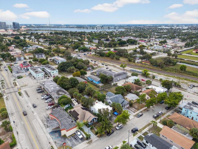 1004 14th Street, West Palm Beach, FL 33401