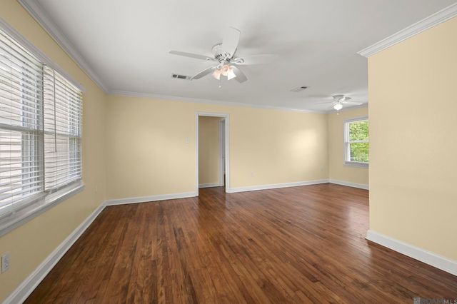977 Rittiner Dr, Baton Rouge, LA 70806