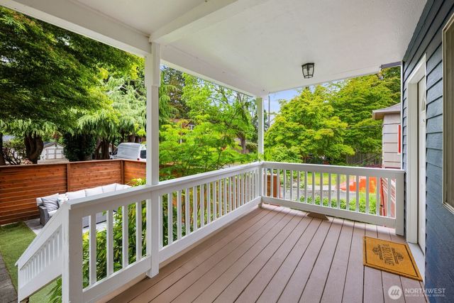 8604 29th Avenue NW, Seattle, WA 98117
