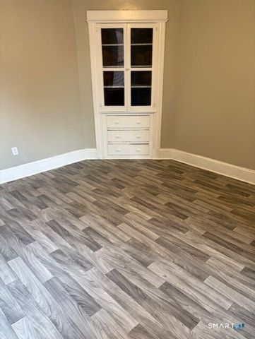 208 Fairview Avenue, Bridgeport, CT 06606