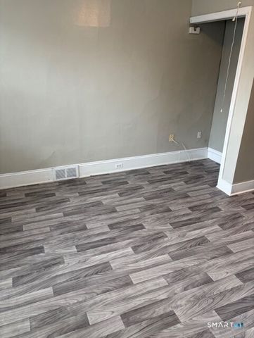 208 Fairview Avenue, Bridgeport, CT 06606