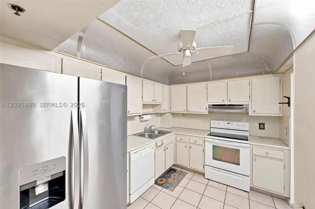 3850 Washington St 808, Hollywood, FL 33021