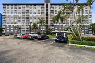 3850 Washington St 808, Hollywood, FL 33021