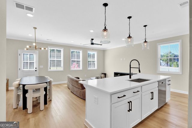 755 Trevett Way, Marietta, GA 30062