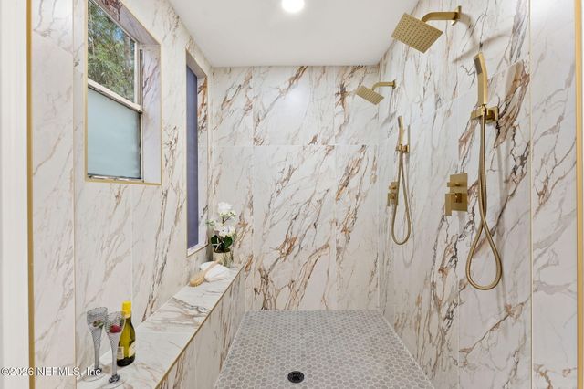 1875 LIVE OAK Lane, Atlantic Beach, FL 32233