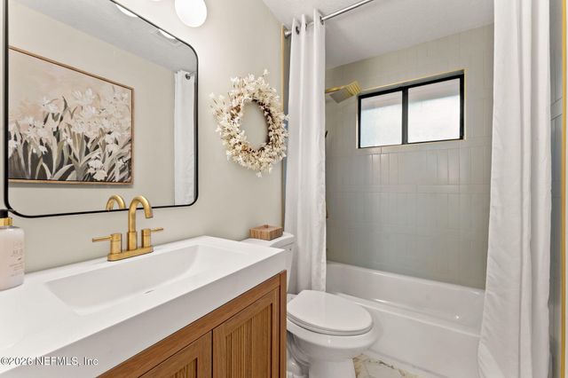 1875 LIVE OAK Lane, Atlantic Beach, FL 32233