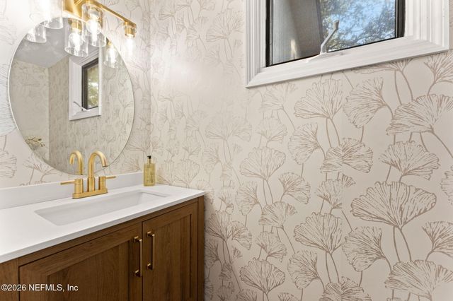 1875 LIVE OAK Lane, Atlantic Beach, FL 32233