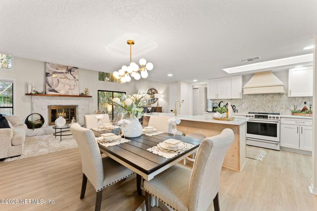 1875 LIVE OAK Lane, Atlantic Beach, FL 32233