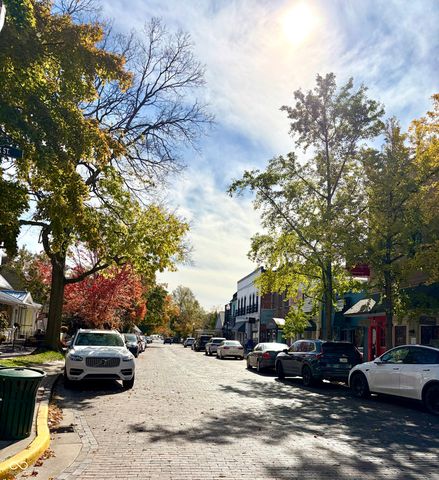 280 S 9th Street, Zionsville, IN 46077