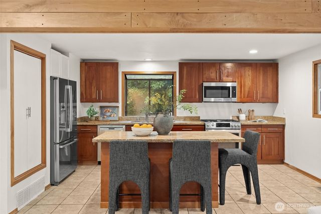 3505 47th Street Ct, Gig Harbor, WA 98335