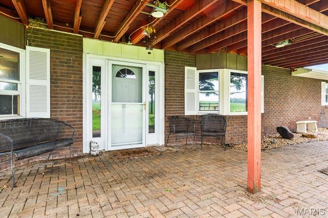 7853 W Kirsch Road, Troy, IL 62294