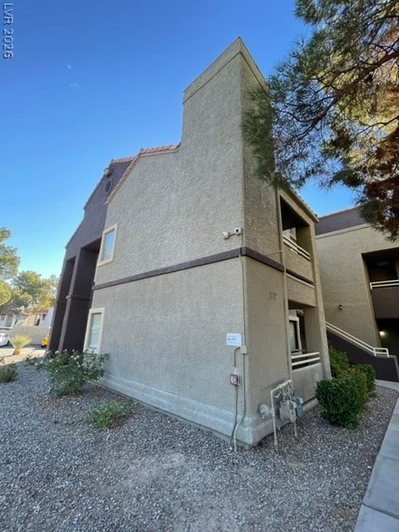 5034 South Rainbow Boulevard 101, Las Vegas, NV 89118 — exterior