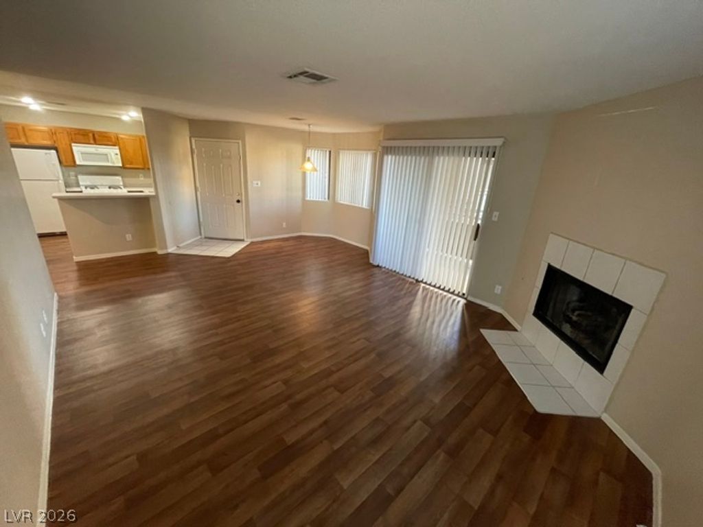 5034 South Rainbow Boulevard 101, Las Vegas, NV 89118 — photo 5