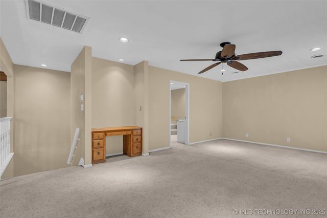 2400 Woodleaf Court, Ardmore, OK 73401