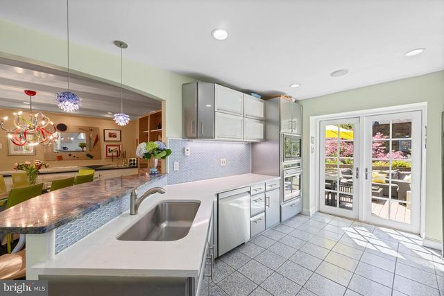 19 DERWEN RD, Bala Cynwyd, PA 19004