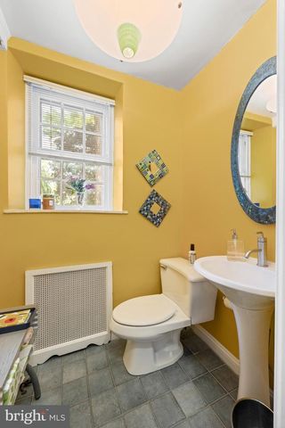 19 DERWEN RD, Bala Cynwyd, PA 19004